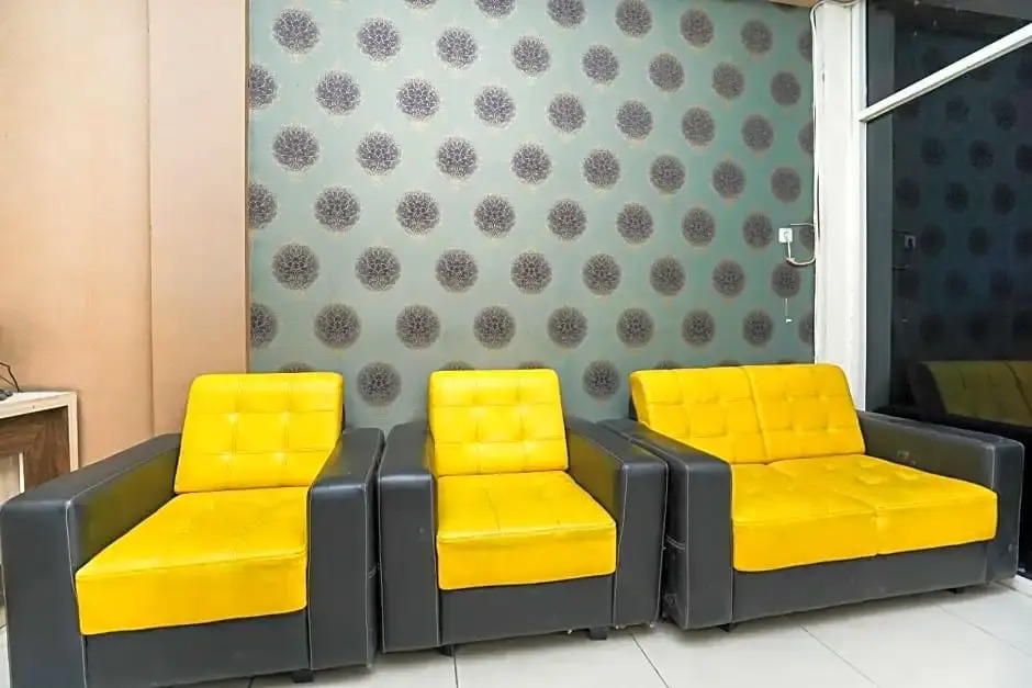 OYO Life 3358 Griya Aisyah Residence 2