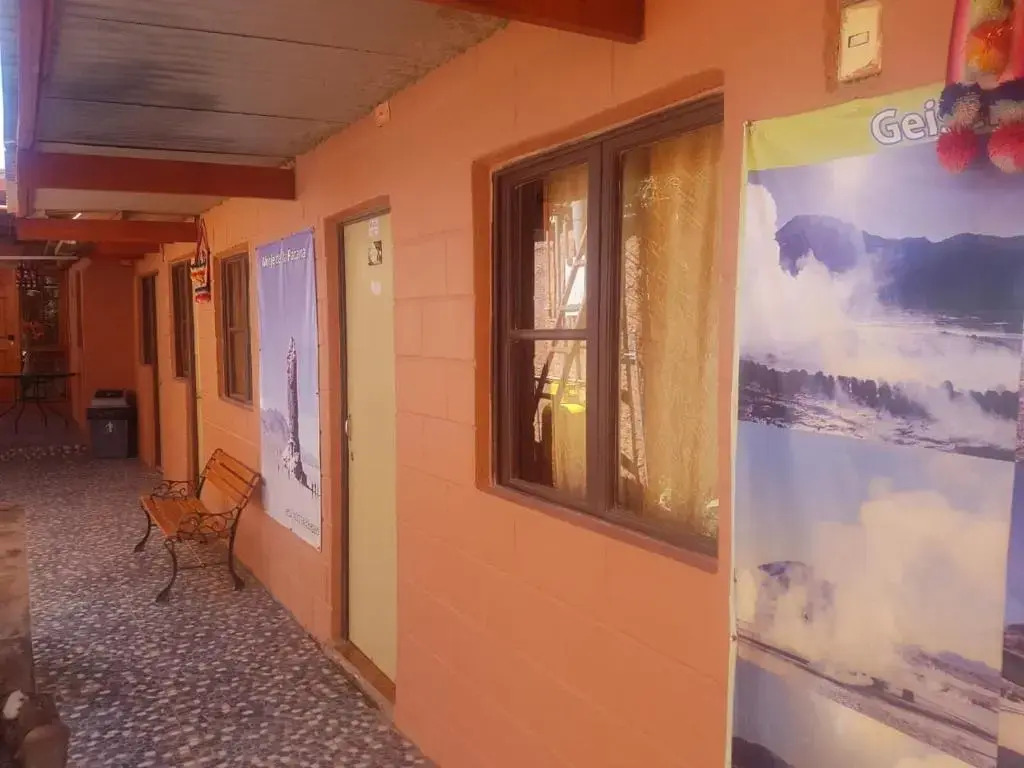 Hostal Tuyasto