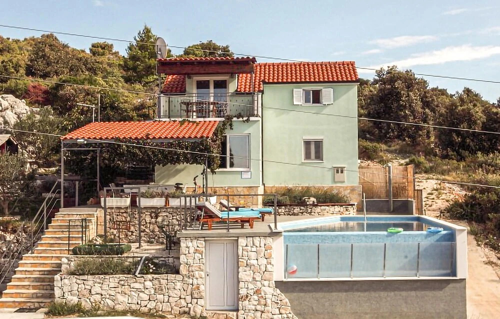 Nice Home in Rogoznica With Outdoor Swimming Pool, Wifi and 4 Bedrooms