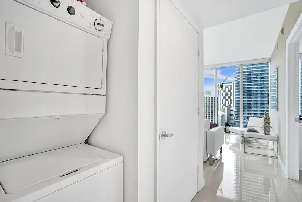 LUXURY W HOTEL BRICKELL 2BD, Miami
