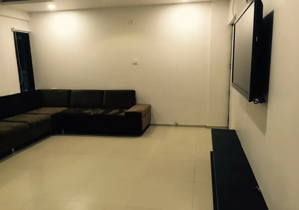 Veer Service Apartment