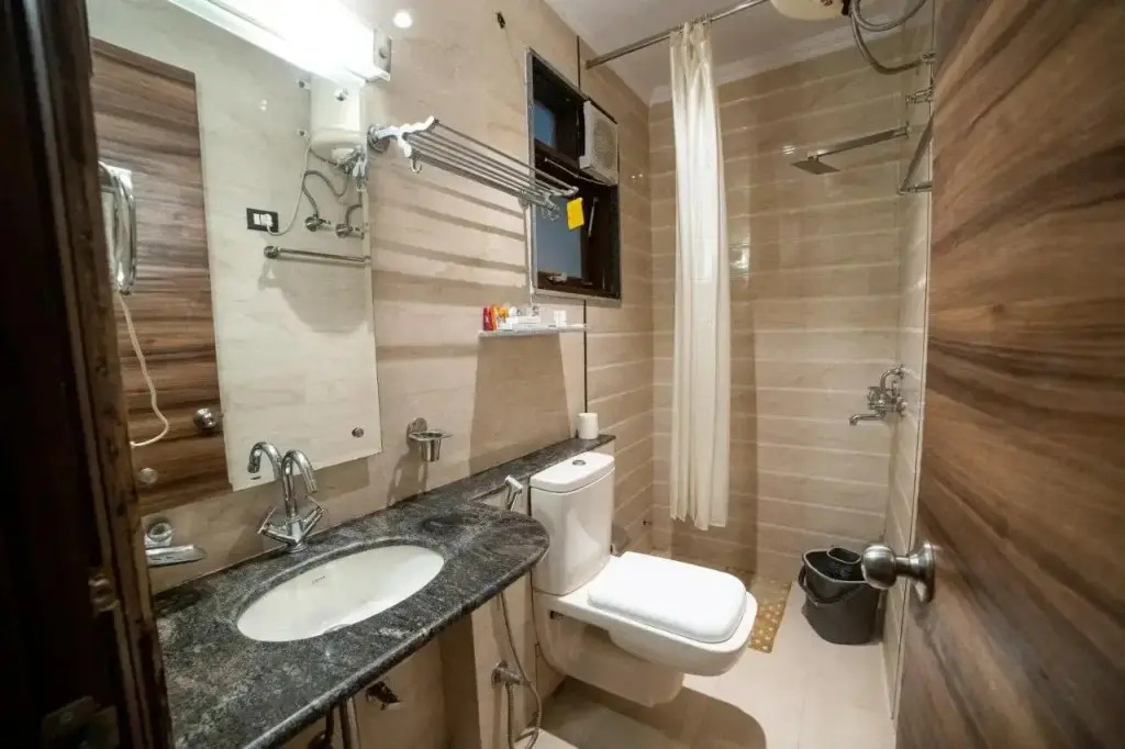 FabHotel Gracia Golf