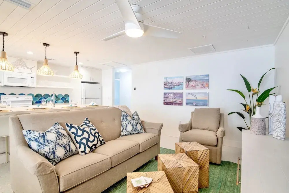 Sailfish Gulf Suites #4, Garden Views, Steps From The Beach 1 Bedroom Cottage