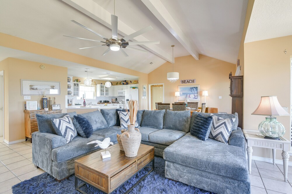 Beach Access: Renovated 'casa Bonita Surfside'