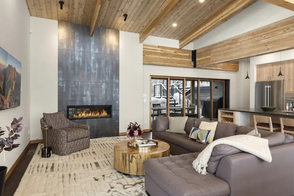 Saddle Horn Lane 4 Bedroom Home
