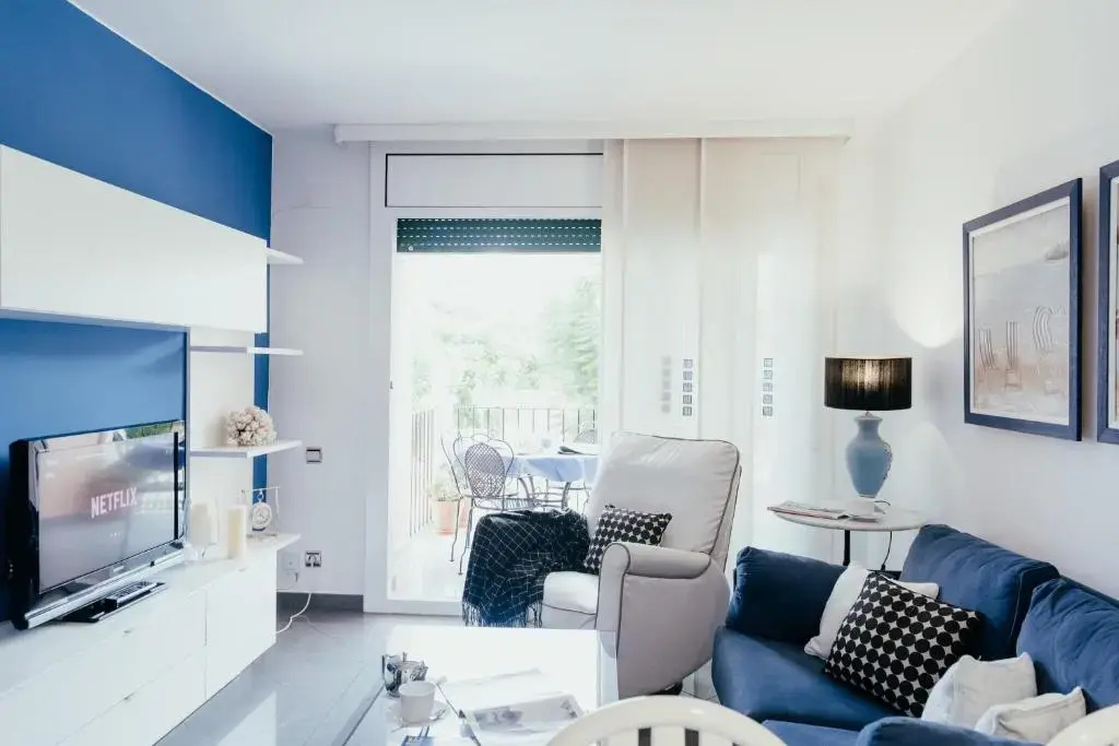 Hauzify I Apartaments La Martina