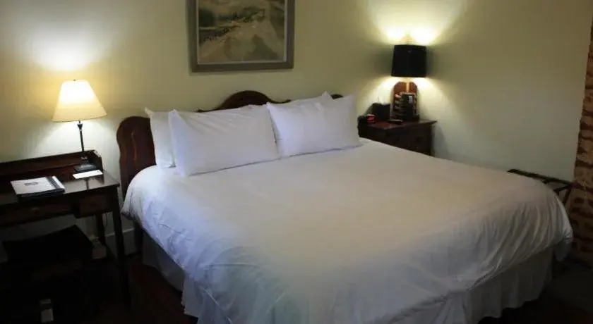 The Green House Inn