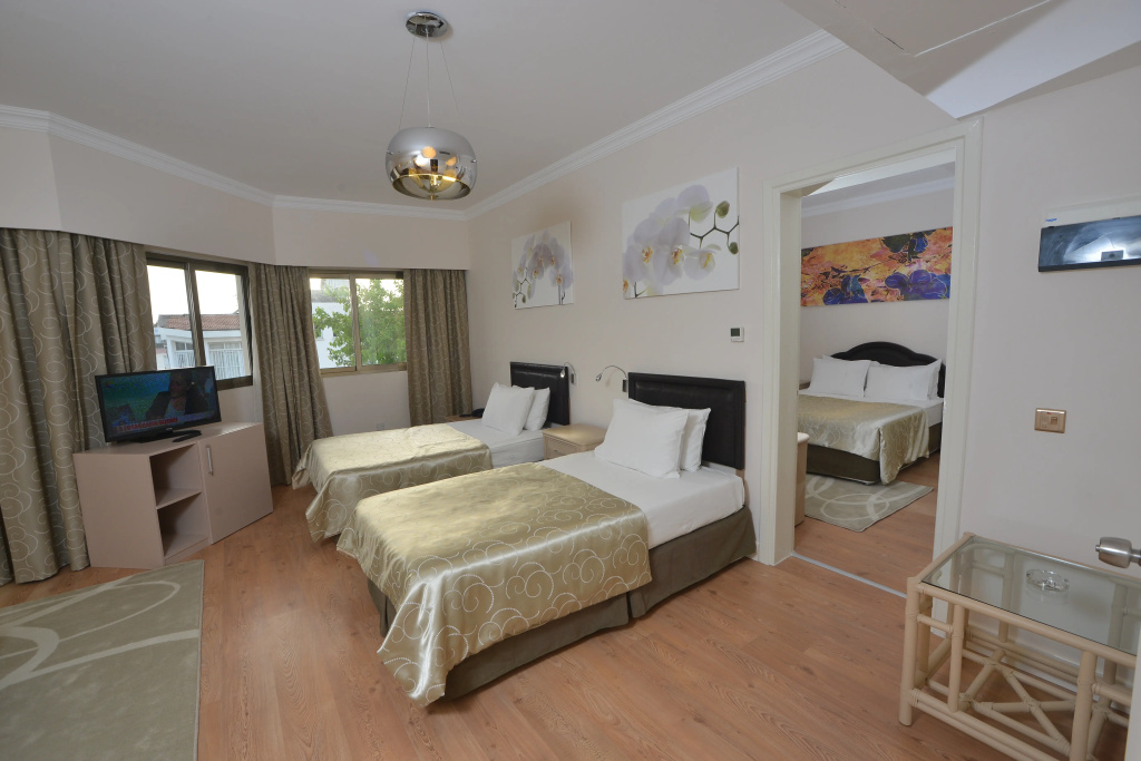 Jasmine Court Hotel