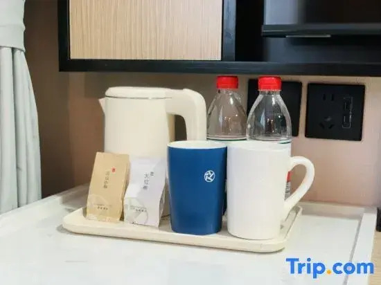 Xingcheng Hotel (Beijing Beiyuan Road North Subway Station Aviation General Hospital Branch)