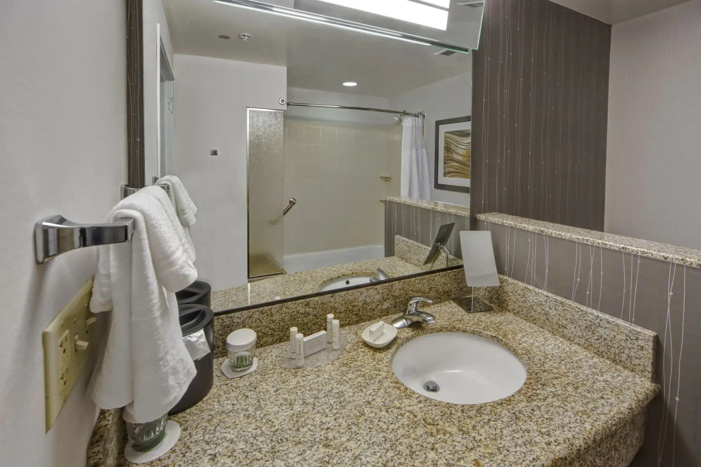Courtyard by Marriott Memphis Southaven