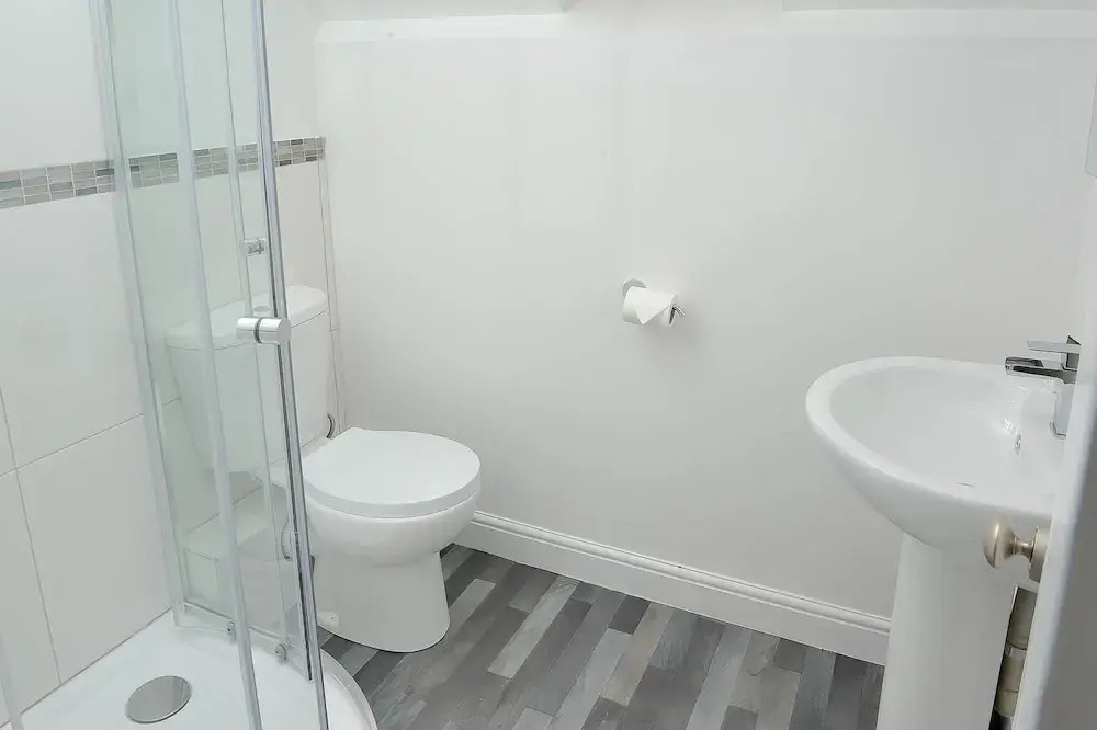 Select Serviced Accommodation - Canal Walk