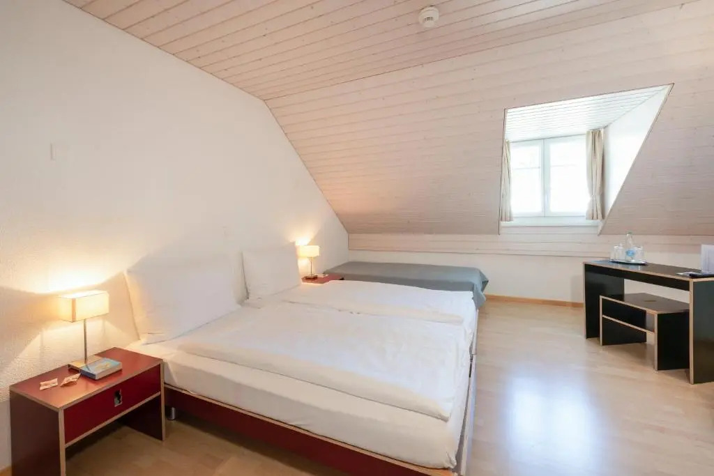 Bären Self Check-in Hotel