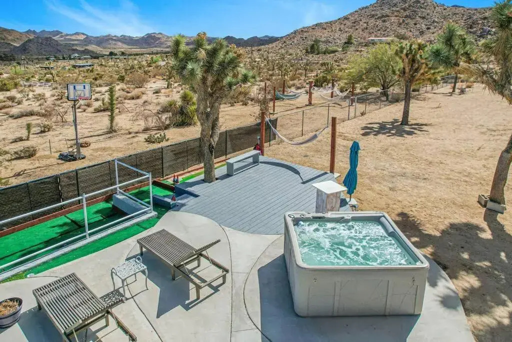 The Way Out Ranch. Escape to Solitude on 2.5 acres