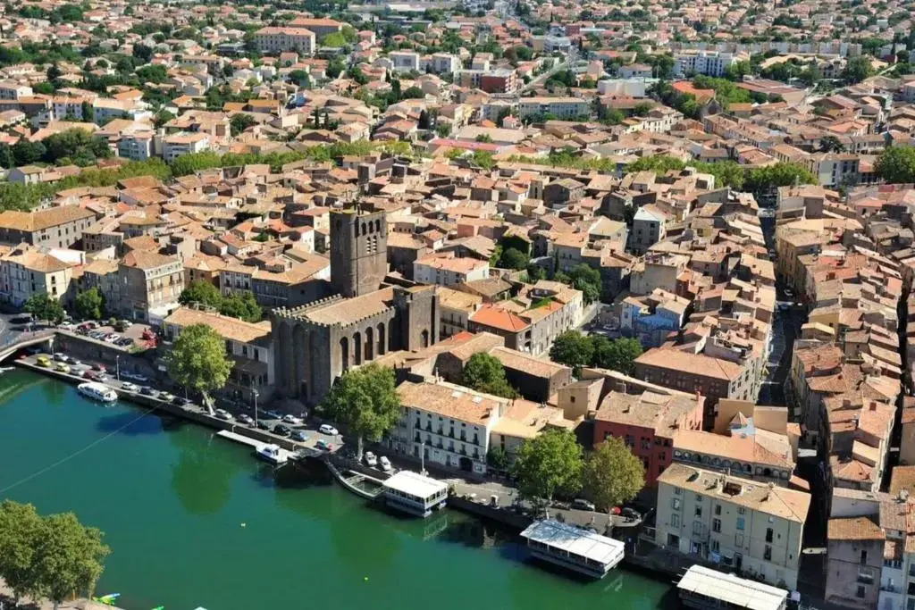 48 M2 With Balcony And Wifi In Agde