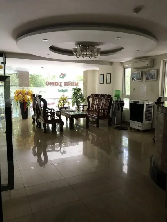 Minh Long Hotel