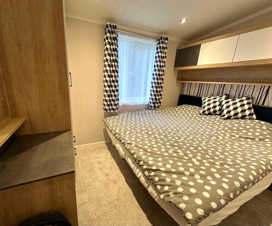 Tranquil 3 Bedroom Lodge Manor Park Hunstanton