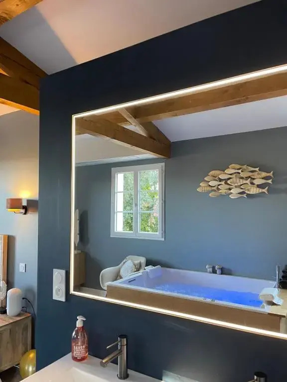 Mas Hinaiti - Suite romantique avec Spa et écran géant de cinéma