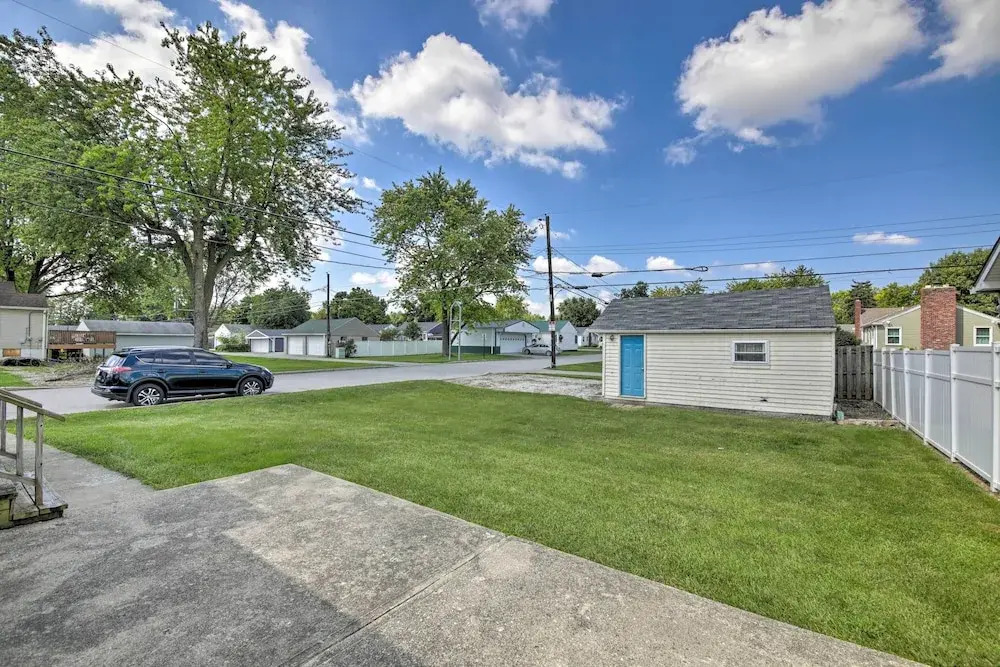 Steps to Speedway & Hall of Fame: Indy Home