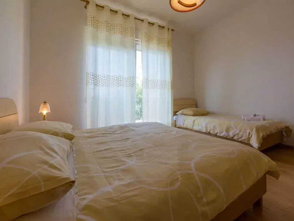 Apartments Nensi