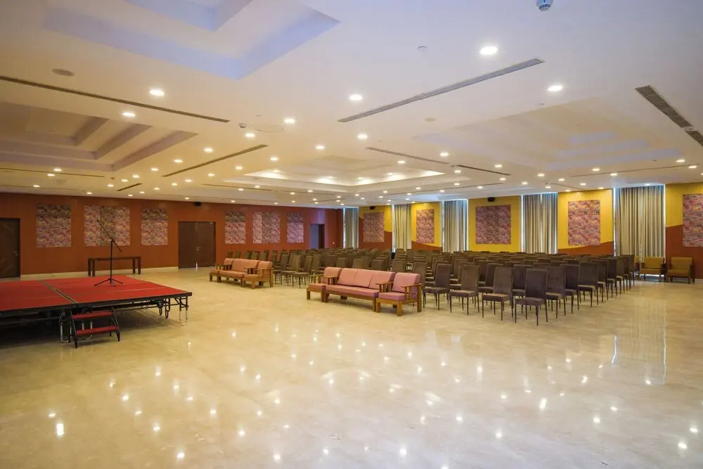 Eternal Oasis by Alaya Stays, Golf Course Road