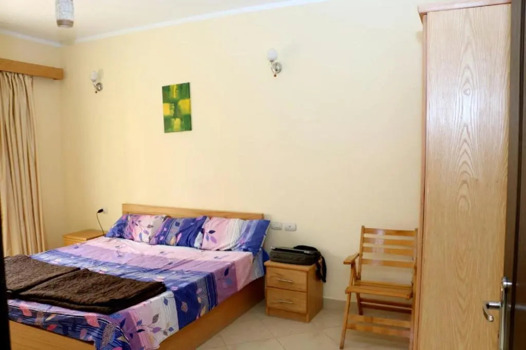 Apartments in Florenza Khamsin