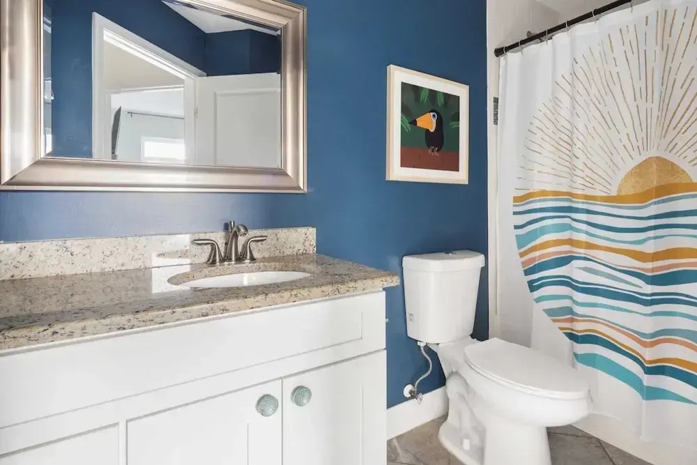 Sleeps 18! 2 Homes, Hot Tub, Game Room, Walk to the Beach Haven & Hidden Grove