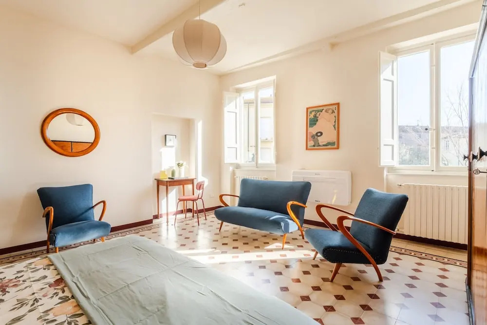 Casa Dante in Lucca With 3 Bedrooms and 2 Bathrooms