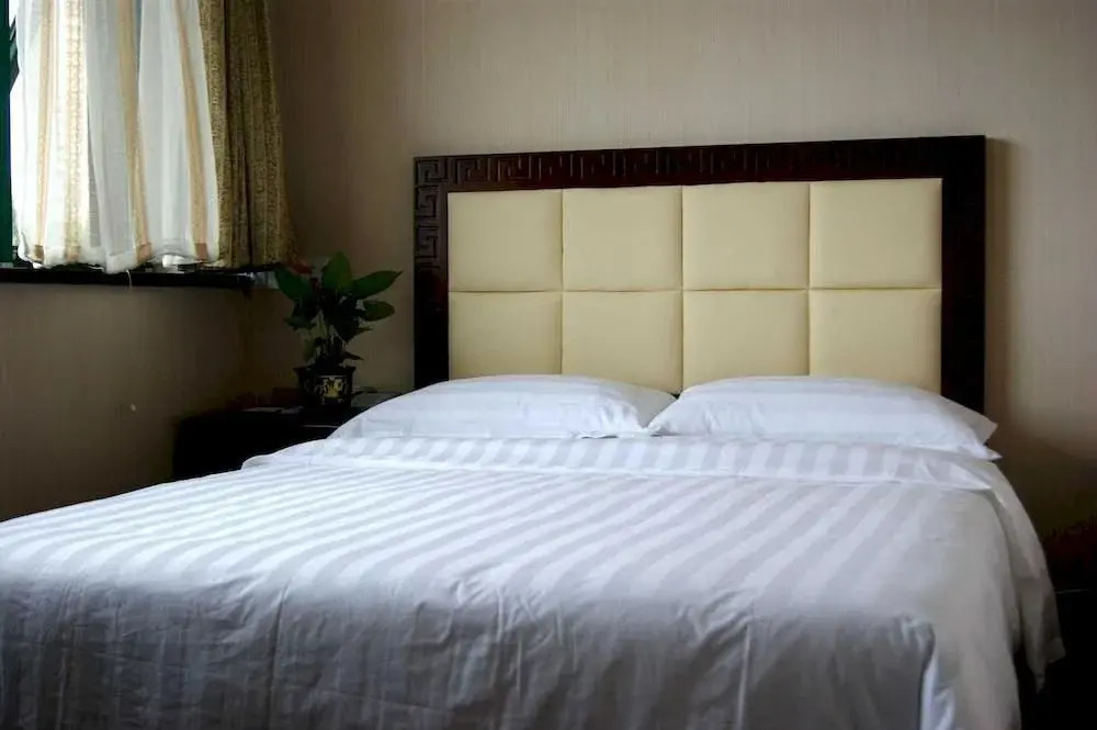 Jinbaichuan Hotel