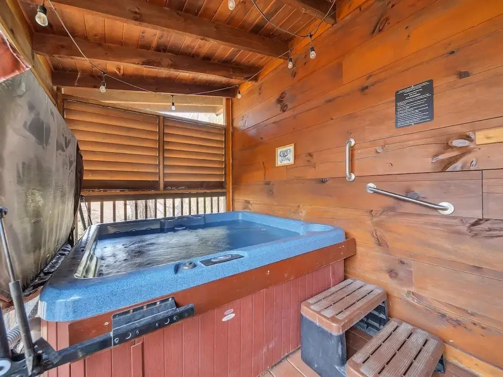 ER107 - Smoky Mountain Charm - Great Location! Close To Town! cabin
