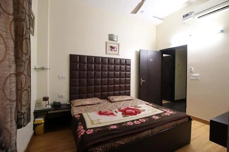 Hotel Samrat, New Delhi