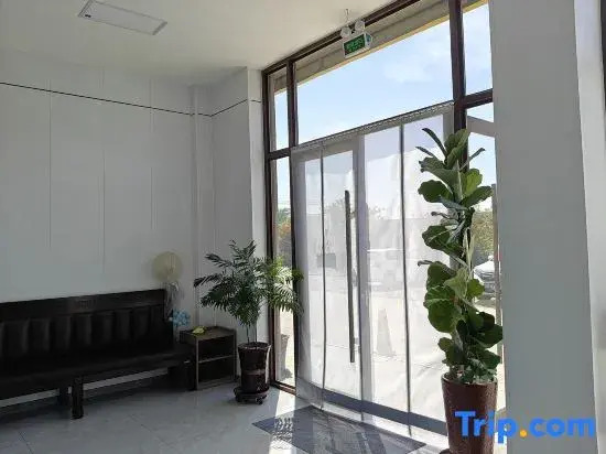 Hunchun Lvmeng Hotel