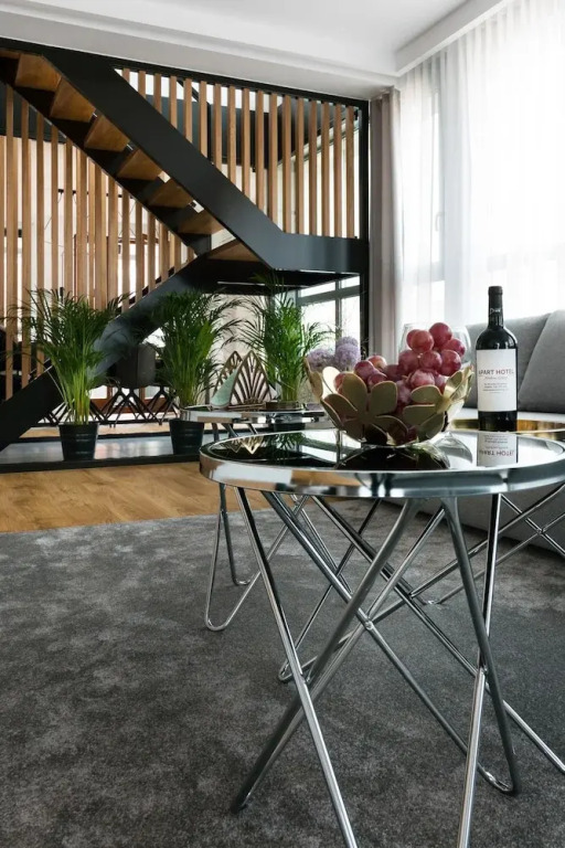 KrakowLiving - Trynitarska Apartment