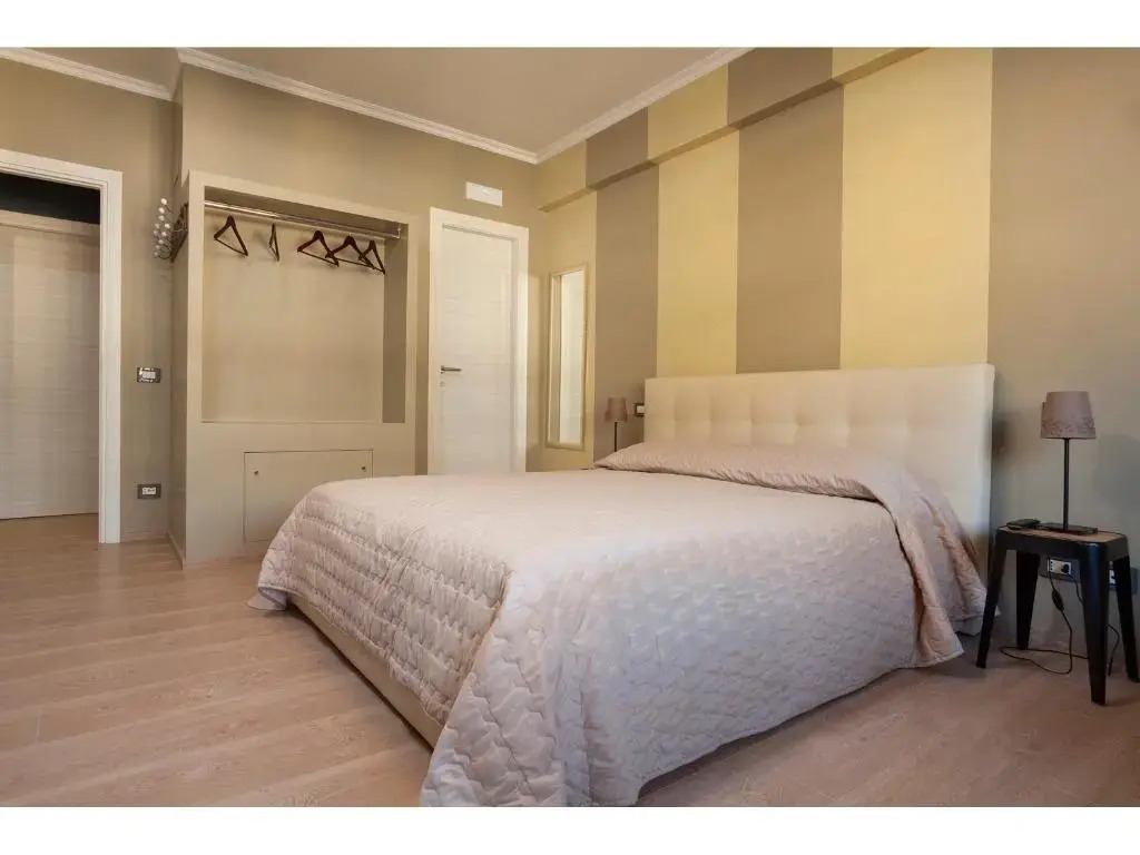 Alex's Guest House