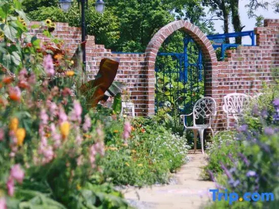 Redding Garden Homestay (Sunac Tourism Resort)