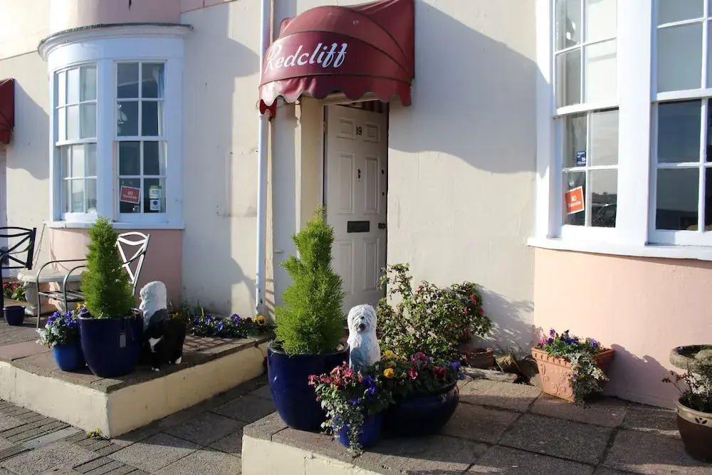 The Redcliff