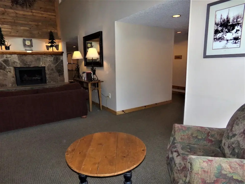 Fox Pine Lodge 3 Bed 3 Bath
