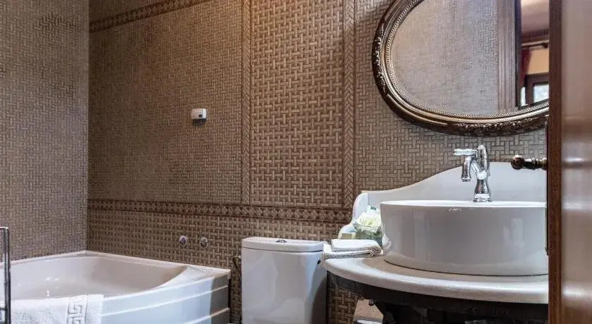 Margit Suites Hotel