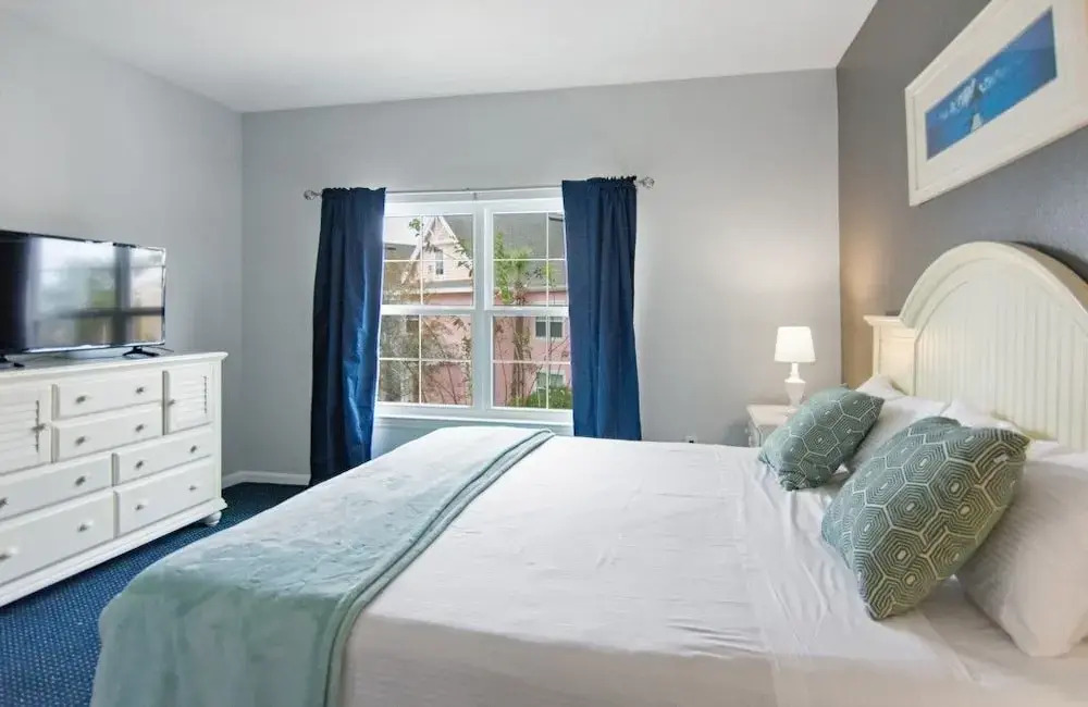 Runaway Beach Club 2202 - Three Bedroom Condo