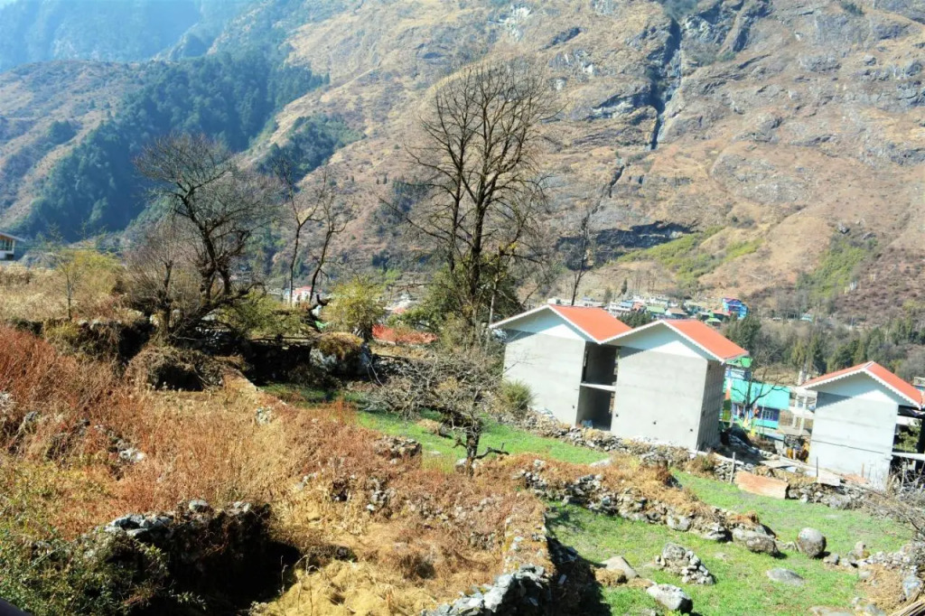 Rufina Lachung deCROWN