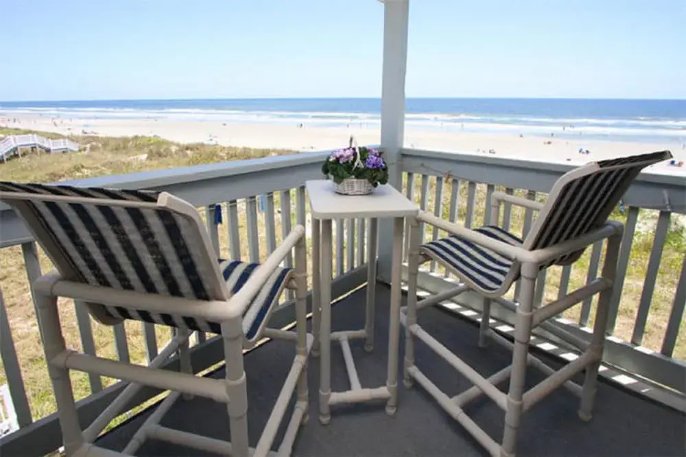 Finestere Condos by Elliott Beach Rentals