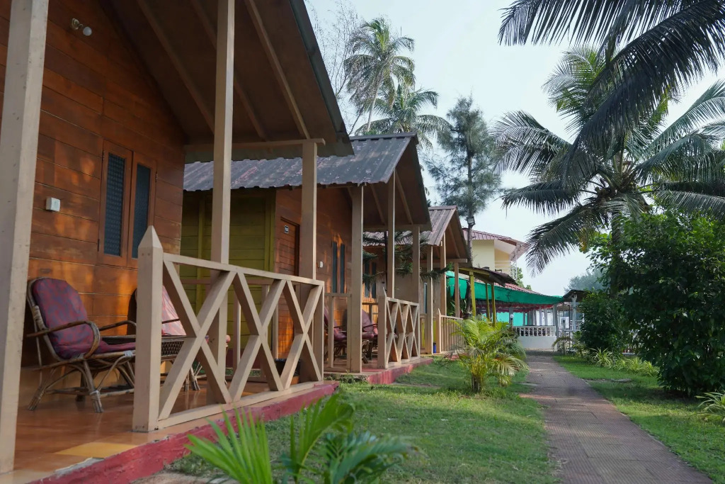 Sea Paradise Bamboo Beach Huts