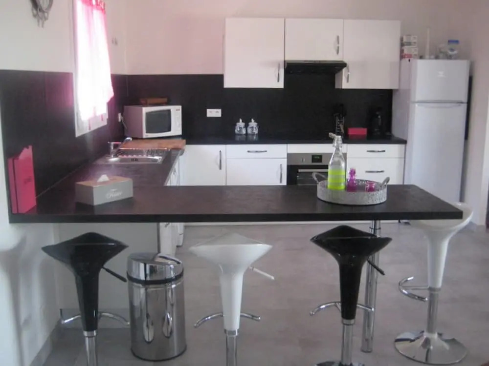 Serene Holiday Home in Les Mages With Balcony