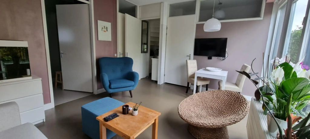 Lovely 1 bedroom with garden bnb