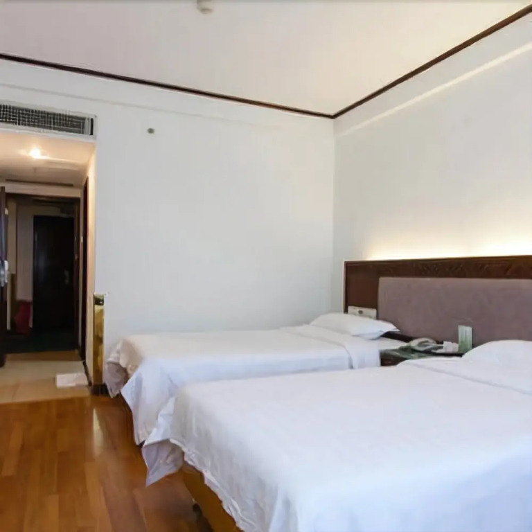 Yuhai Hotspring Hotel - Haikou