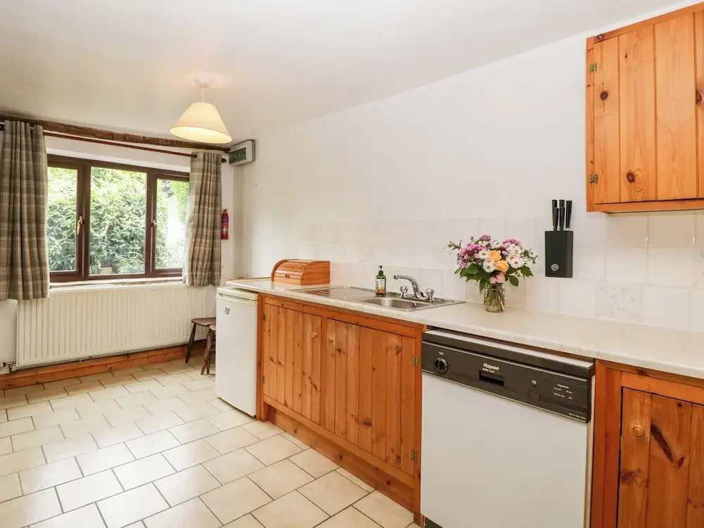 Redstart Cottage