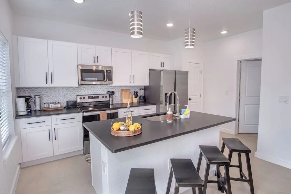 Refreshing Stay Awaits 3BR Home w/ Outdoor Seating