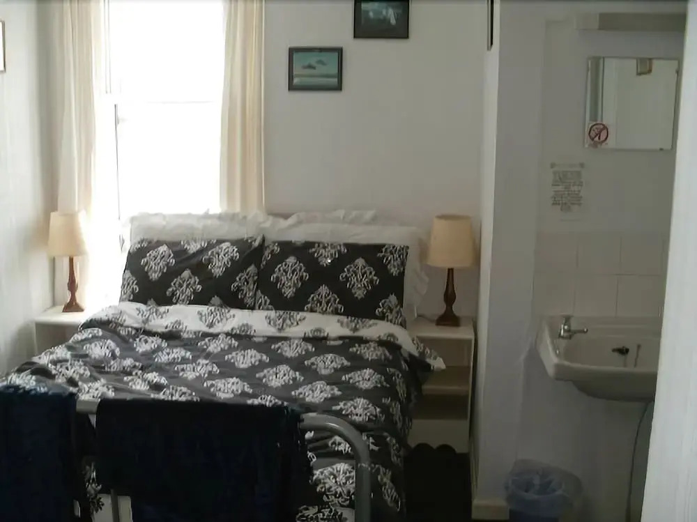 The Croft Hotel - Bed & Breakfast