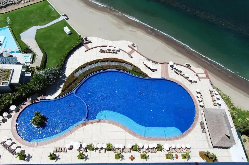 5-Room Luxury Villa in Tres Mares Marina Vallarta Villa 1