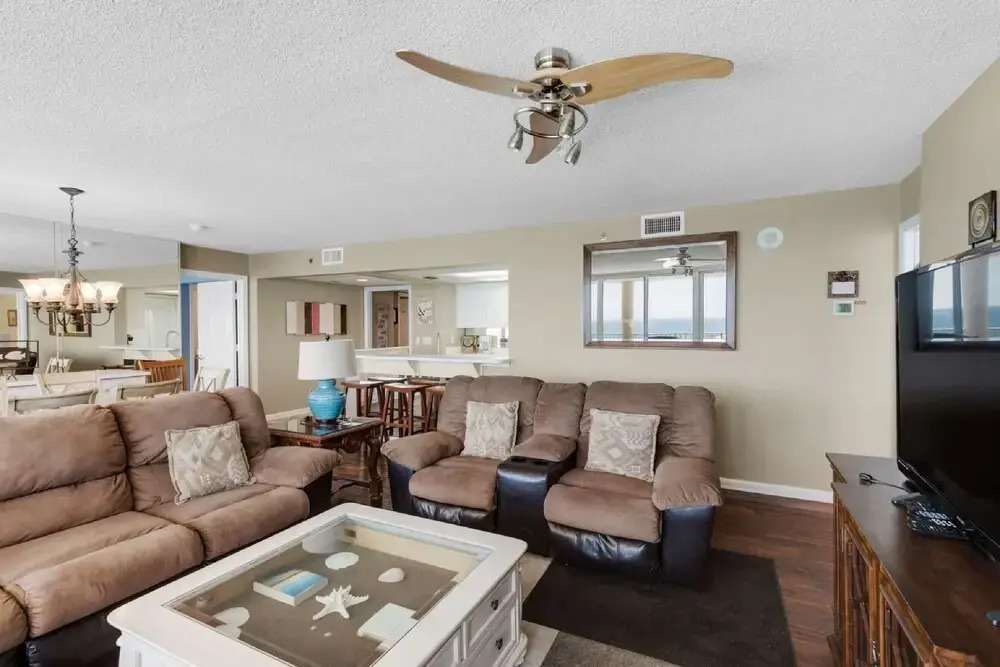 Long Beach Tower 3, 3 Bedroom Apartment