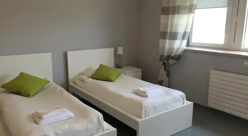 Hostel Broniewskiego